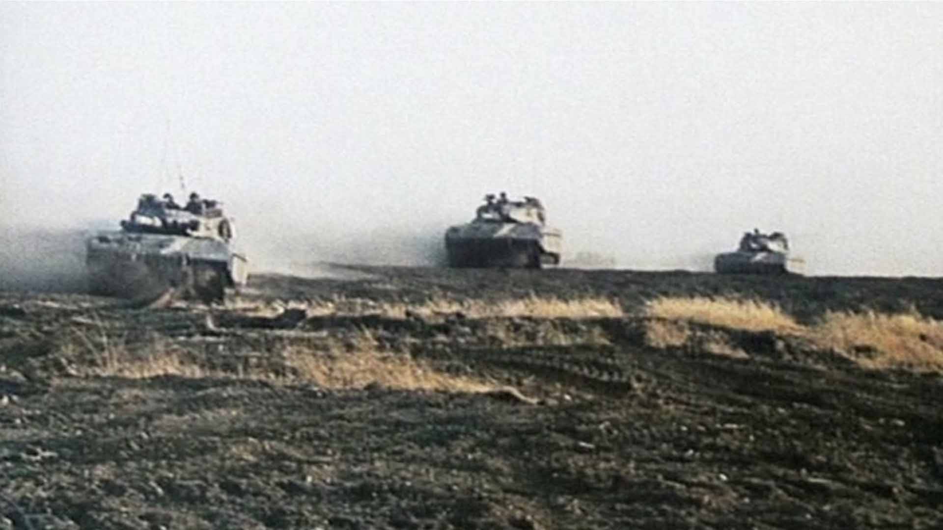 A number of tanks in the movie Tsahal