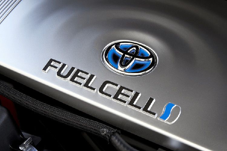 Toyota hydrogen fuel cell vehicle Toyota hydrogen fuel cell vehicle