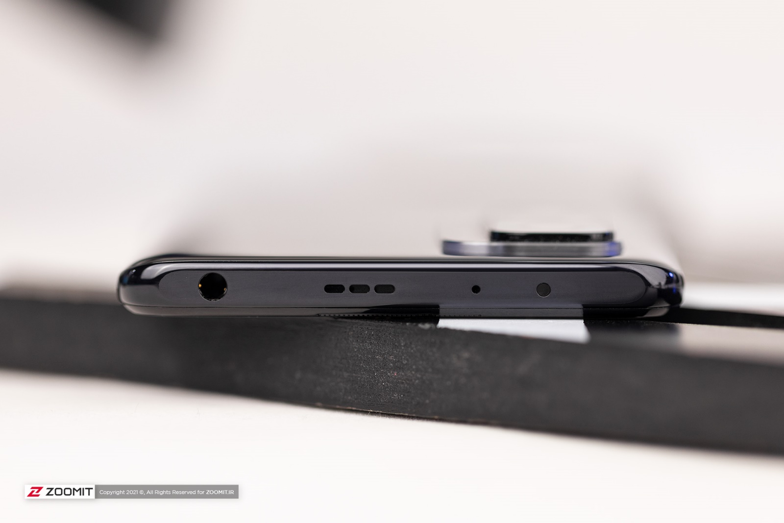 Xiaomi Redmi Note 10 Pro headphone jack and headphone jack