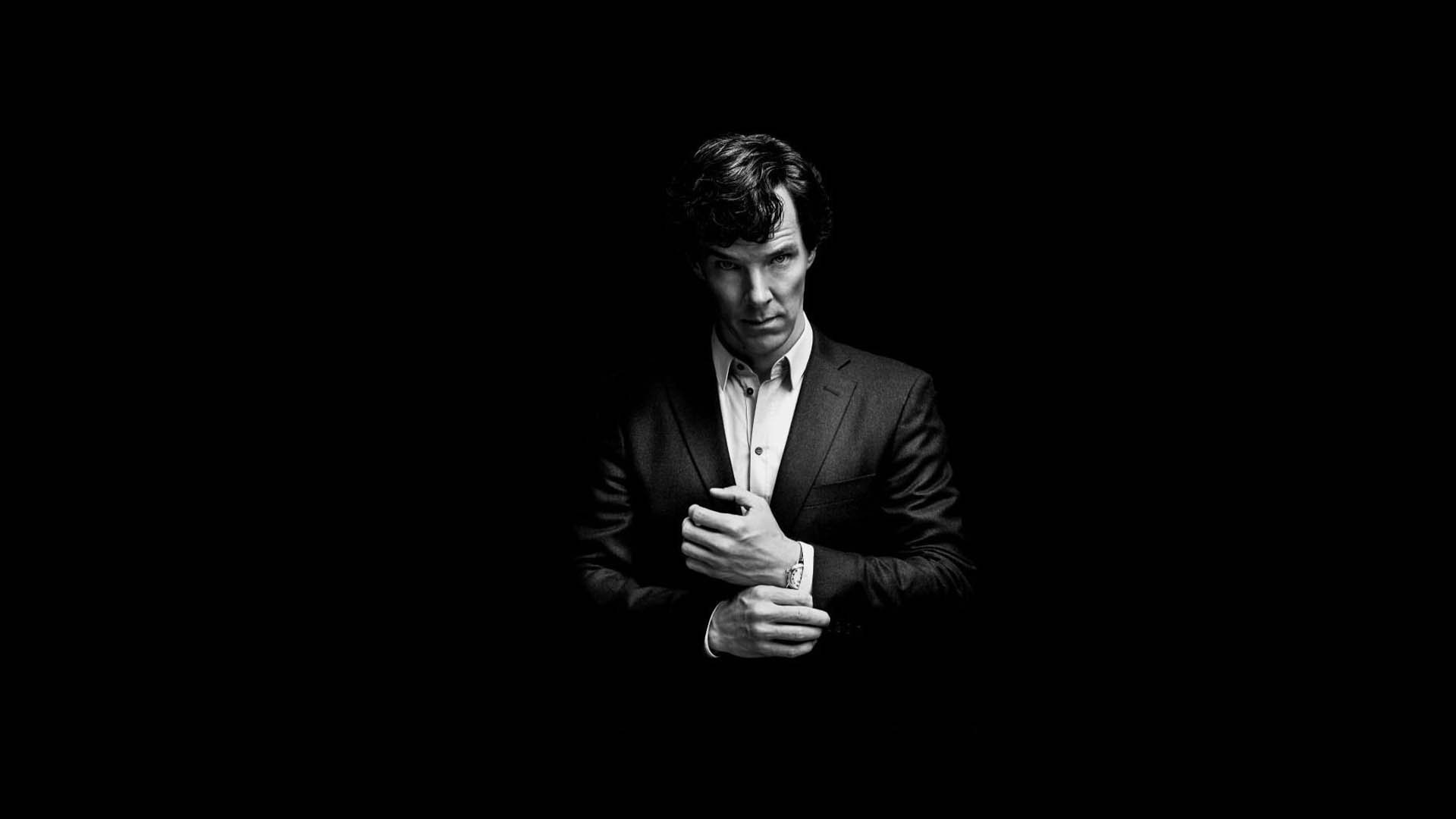 A black-and-white image of Sherlock playing Benedict Cumberbatch in the Sherlock series