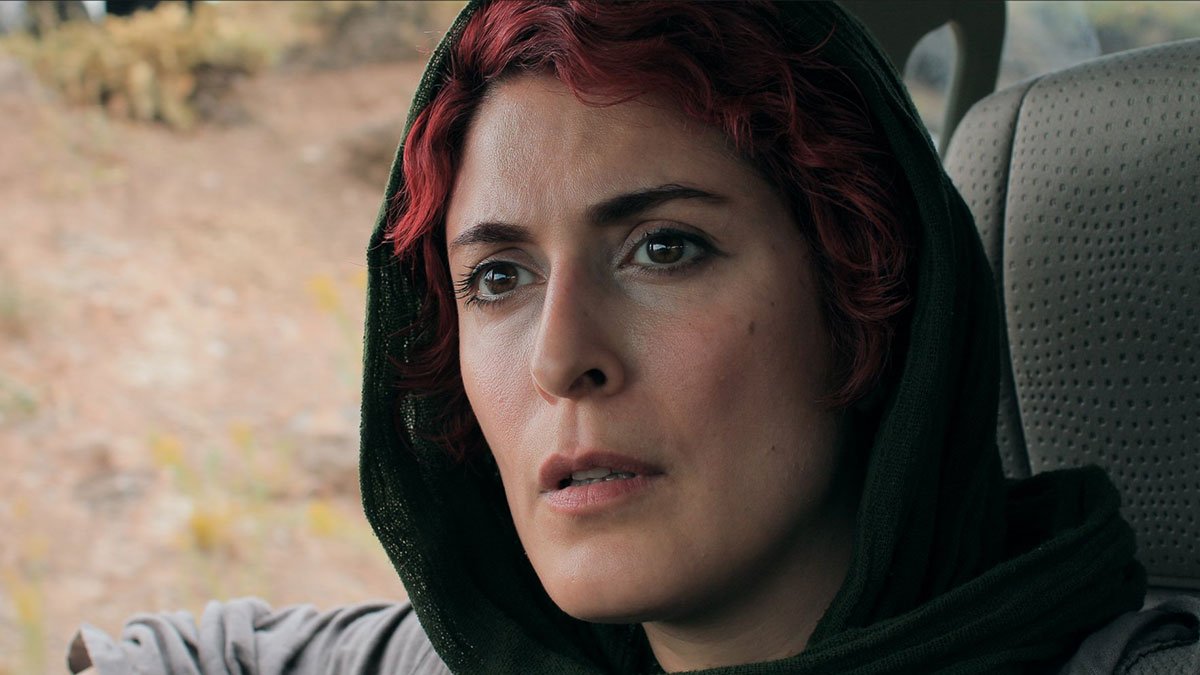 A view of Behnaz Jafari in the film Three Faces by Jafar Panahi