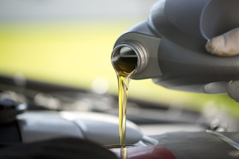What Is Engine Oil? Tasks, Types, Replacement Times And Everything You Need To Know About Engine Oil
