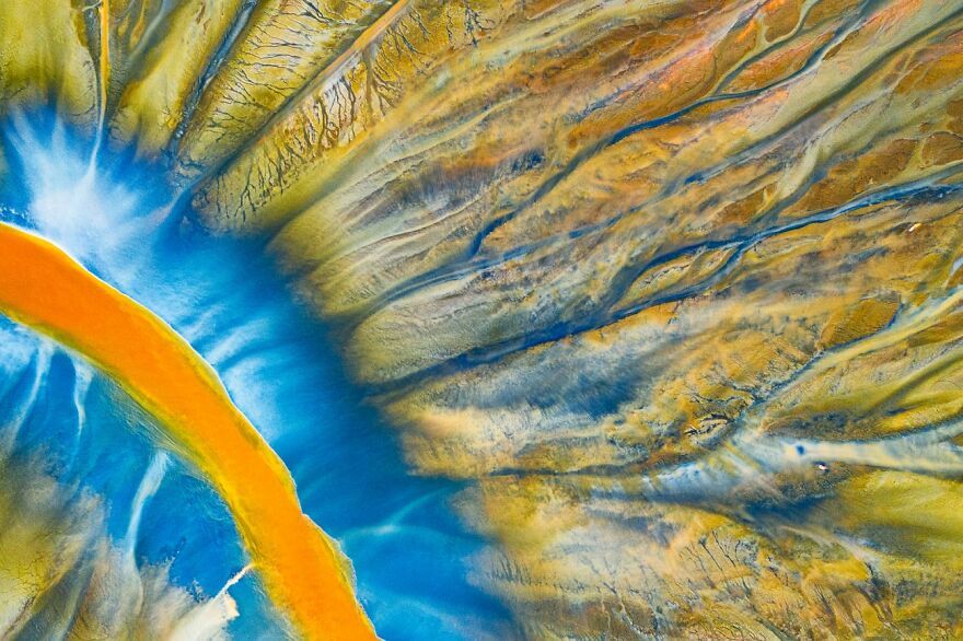 Powerful images of the winners of the 2021 UAV photography competition