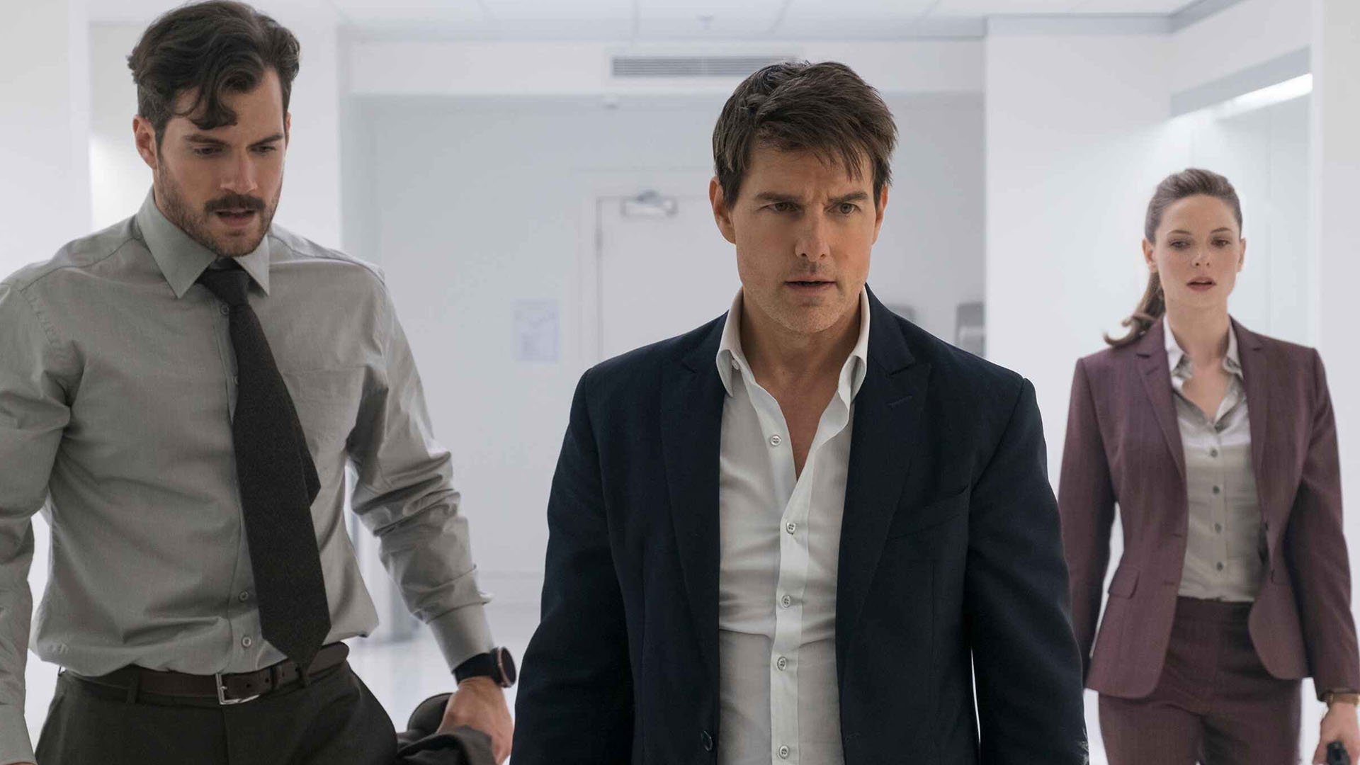 Tom Cruise with Rebecca Ferguson and Henry Coyle in Mission: Impossible - Fallout