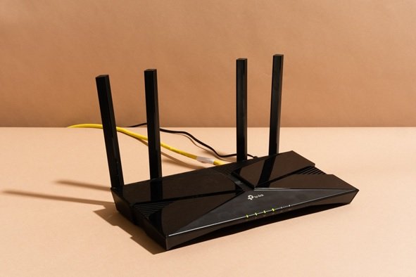 Sætte mens semafor How To Connect The IP & Mac Address Of The Modem Or Router? - DED9
