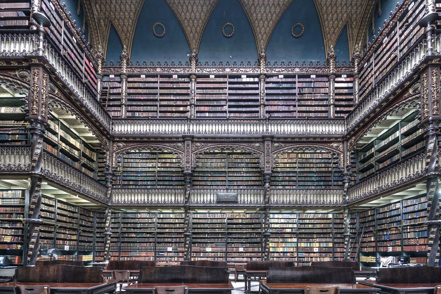 Beautiful libraries of the world /