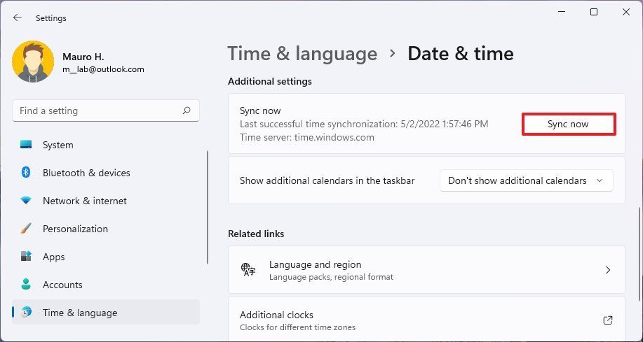 How to synchronize time in Windows 11