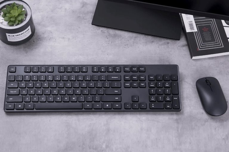 Xiaomi Wireless Keyboard And Mouse With Ergonomic Design Were Introduced