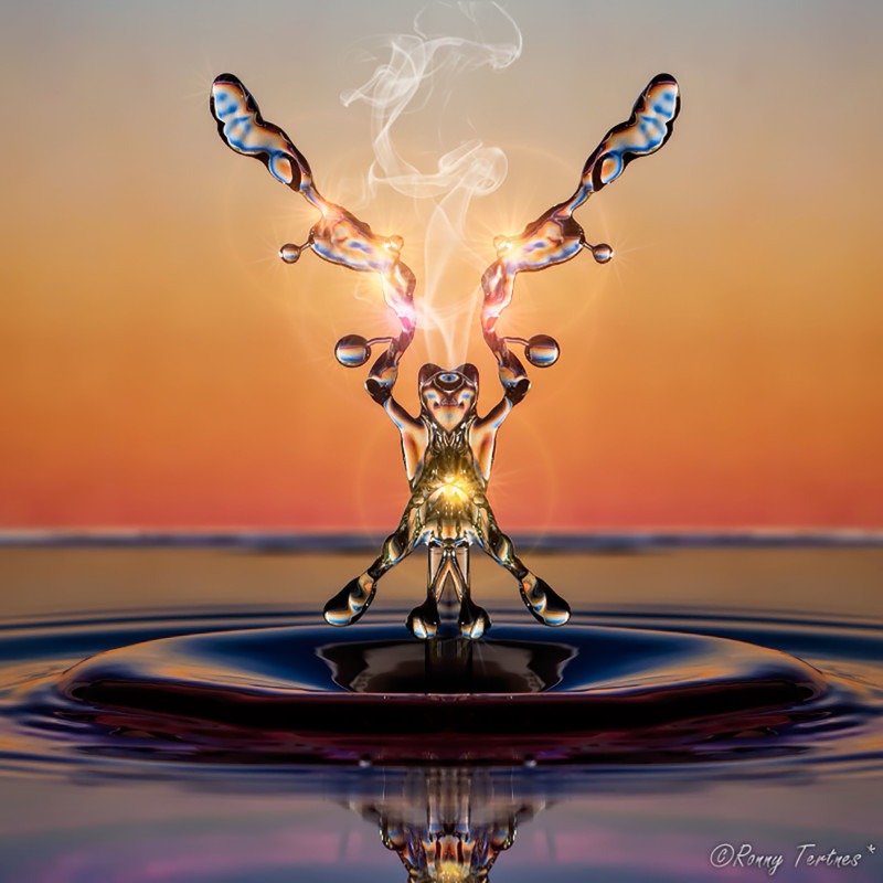 Humanoid figures with super fast water photography