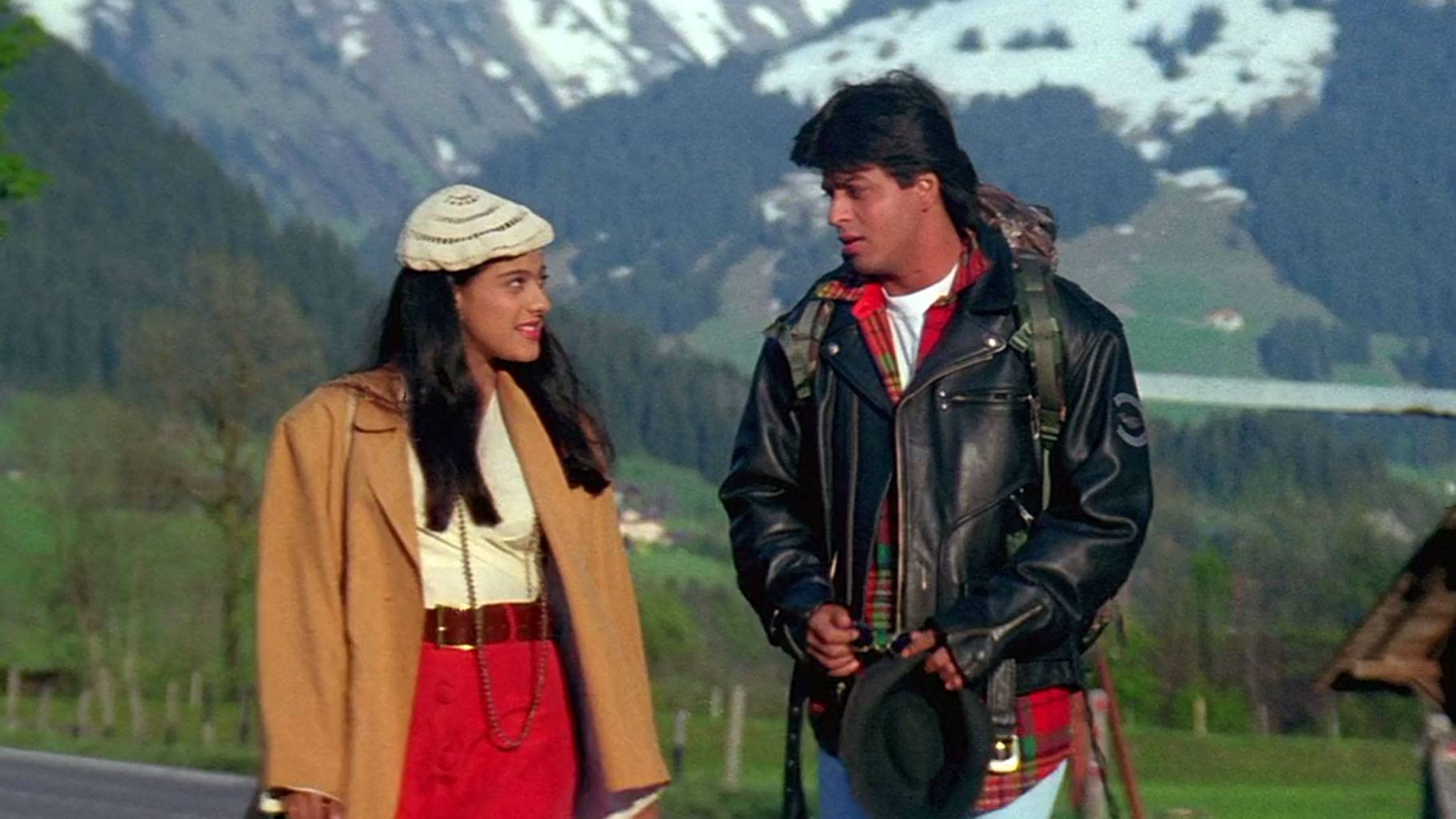 Shah Rukh Khan and Kajol in the romantic movie "The Groom Takes the Bride".