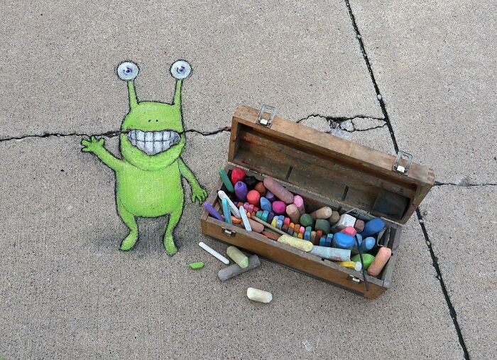Street painting with chalk / David Zane