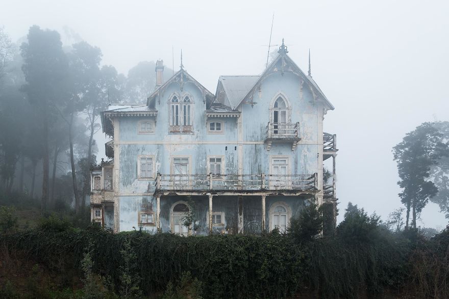 The most beautiful abandoned castles in the world