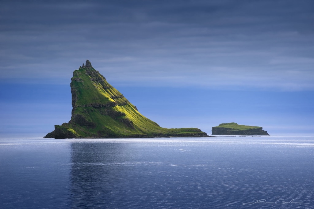 Sea and reef in the Faroe Islands