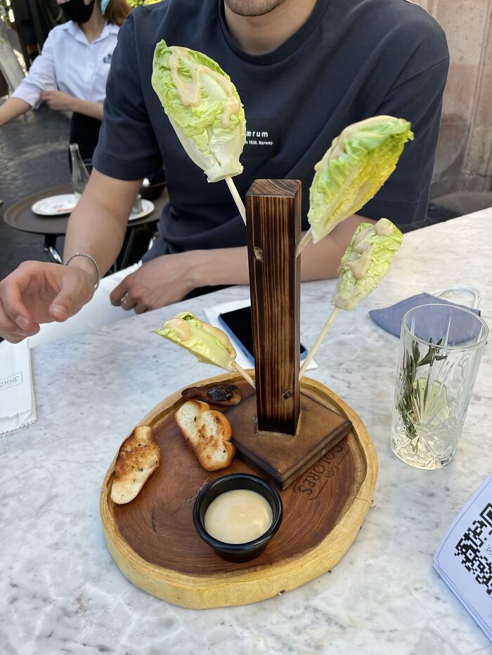 The strangest way of serving food
