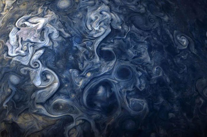 Images sent by the Juno spacecraft from the beautiful planet Jupiter