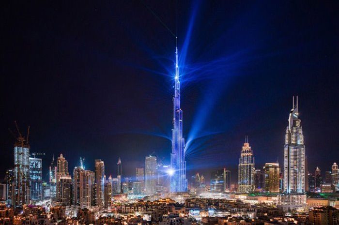 Pictures of the world's most prominent laser show in Dubai
