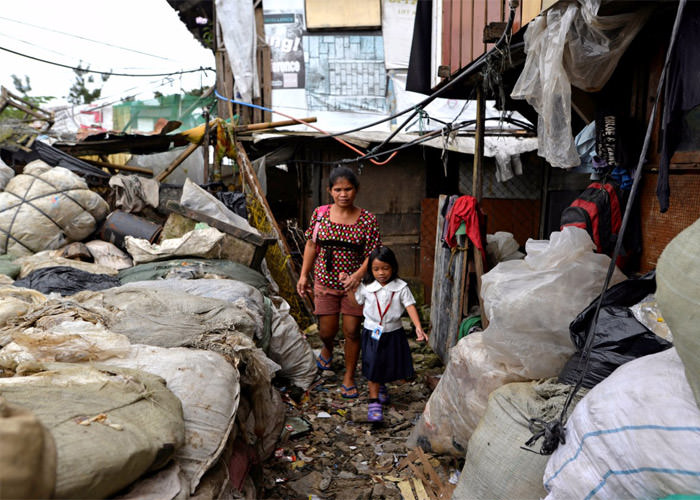 Poor areas of Manila