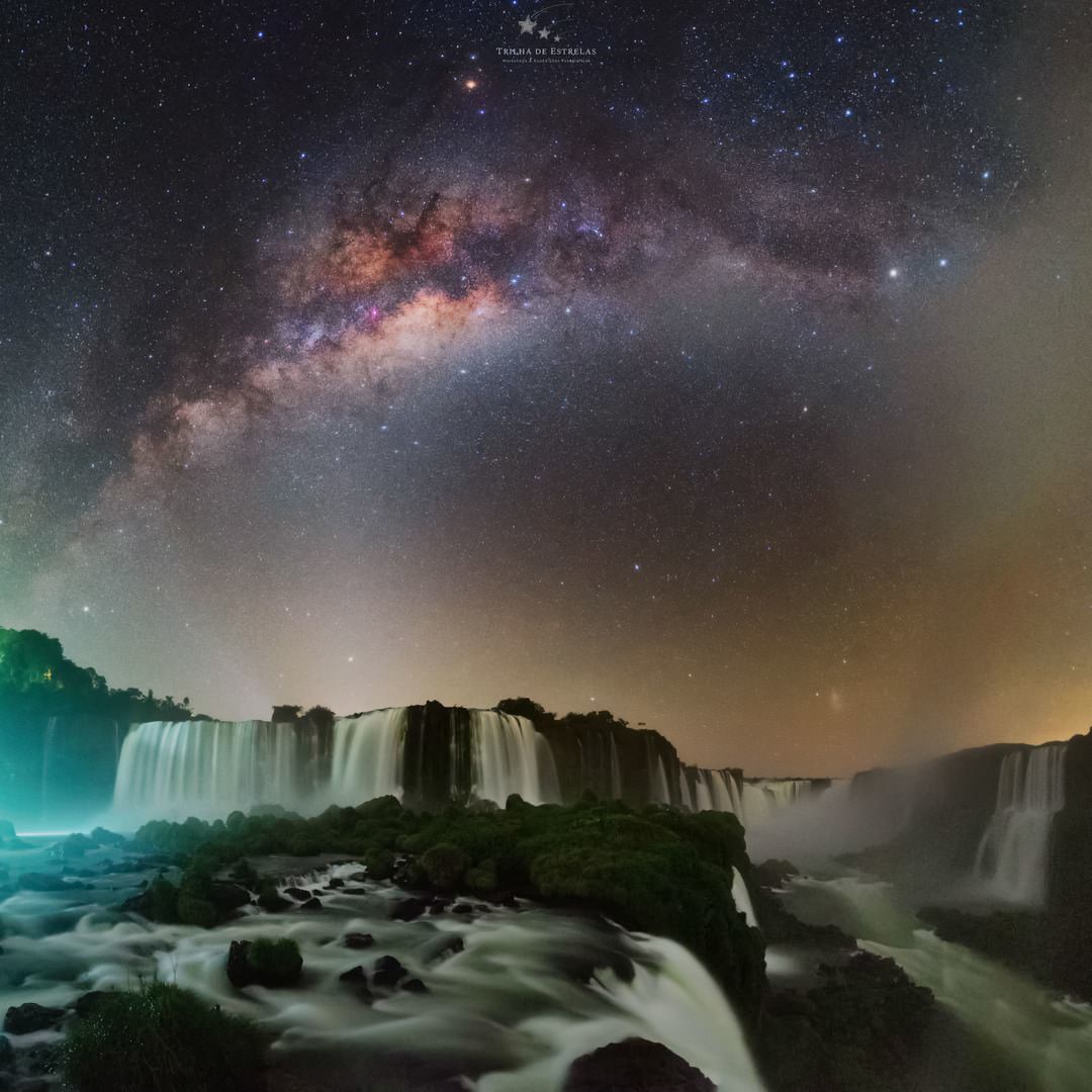 Satan's Throat / Victor Lima / Iguazu Falls / Milky Way Photographer of the Year 2021