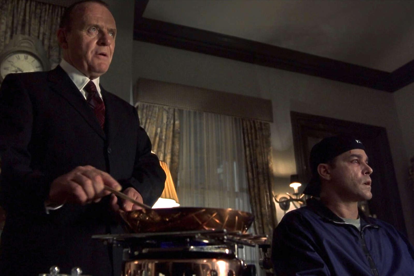 Sir Anthony Hopkins and Ray Liotta in the horror film Hannibal