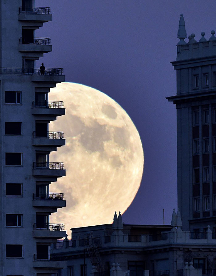 Supermoon, the brightest moon in the last seventy years