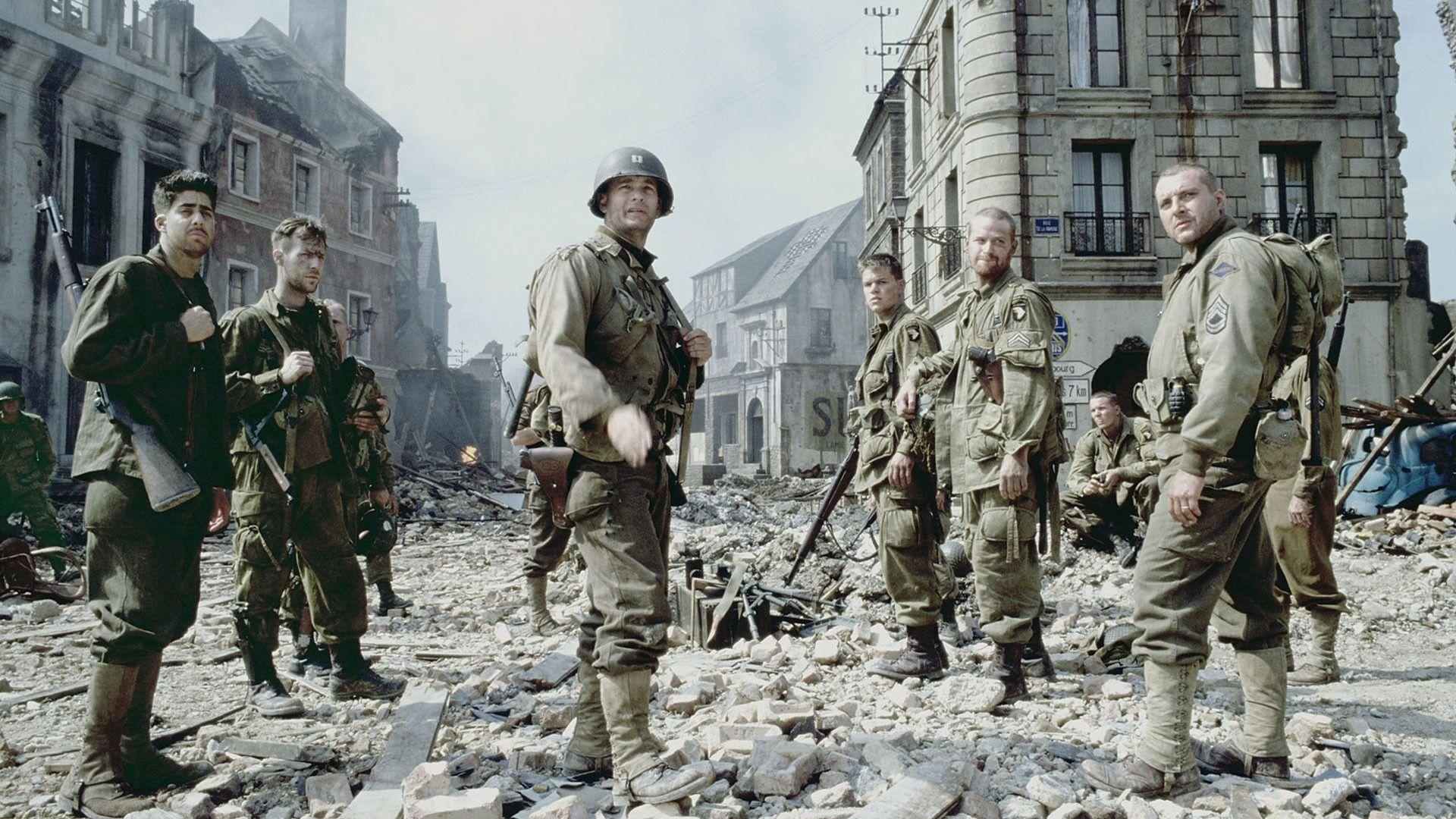The main characters of the movie Saving Private Ryan in the streets of a destroyed city