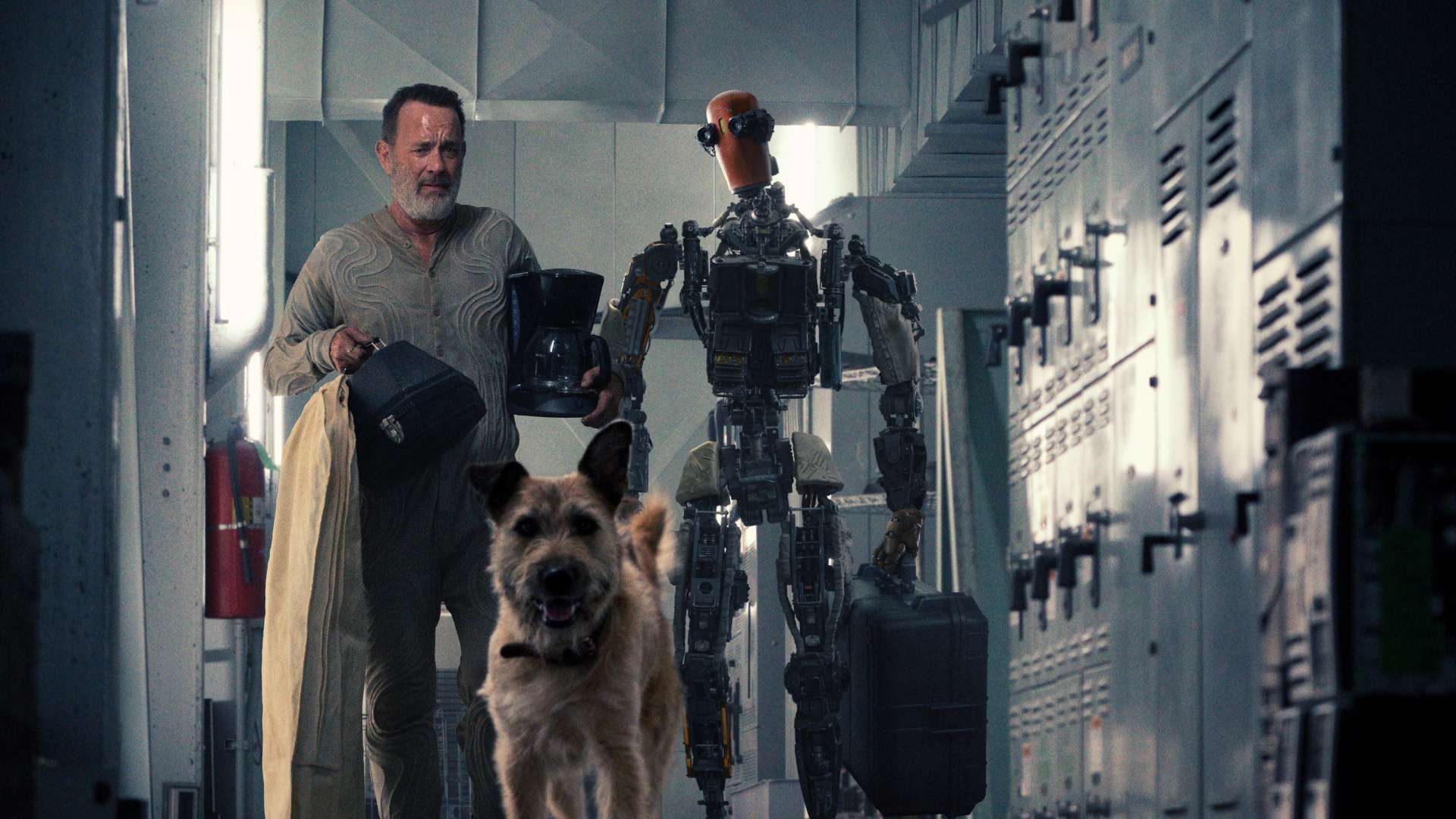 Tom Hanks with the robot and the dog in Apple Finch