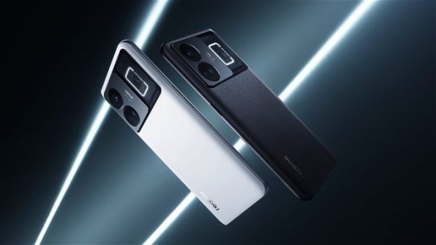 Realme GT3 phone with 240W super fast charging
