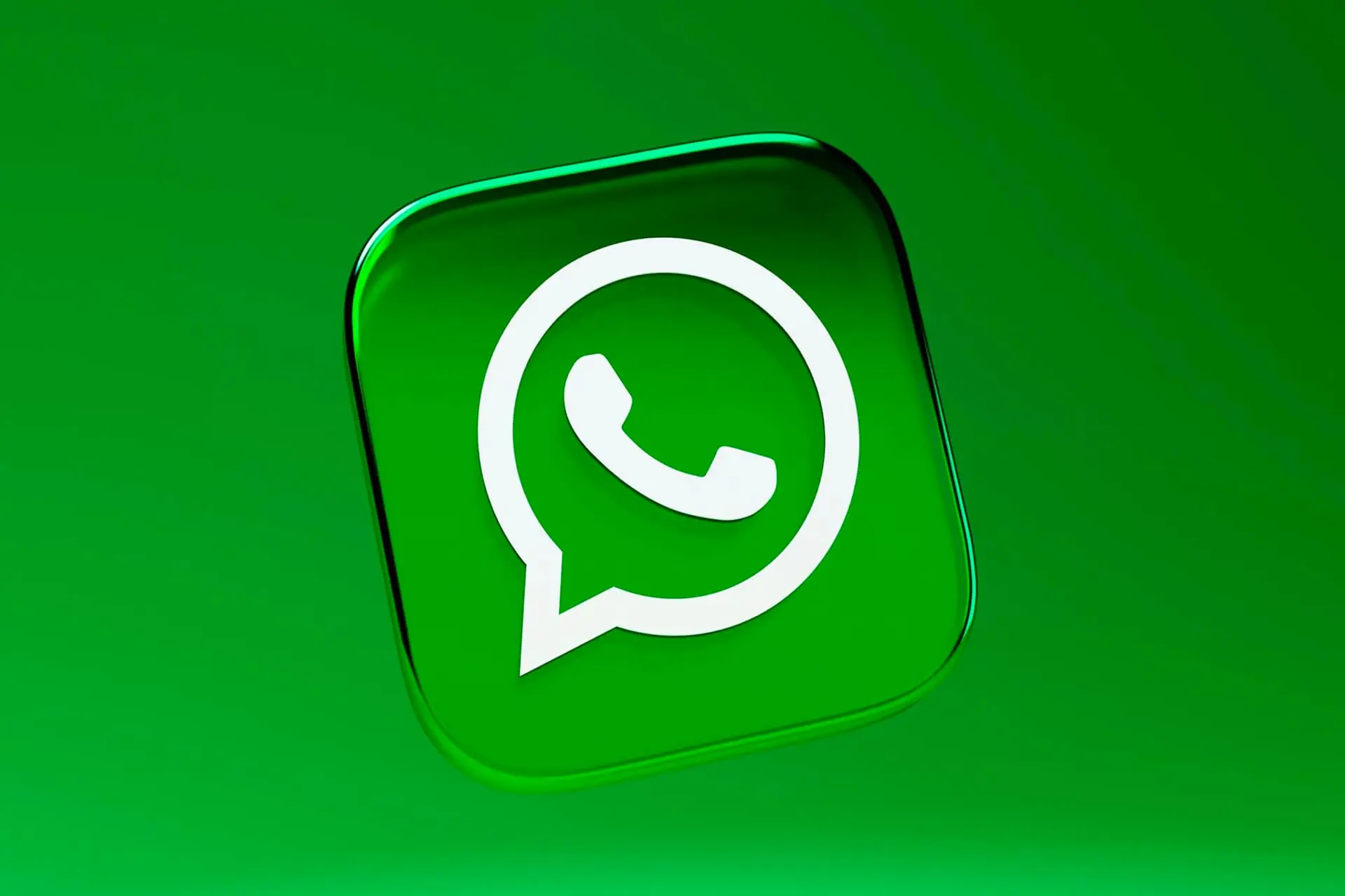 It Became Possible To Save Messages In WhatsApp