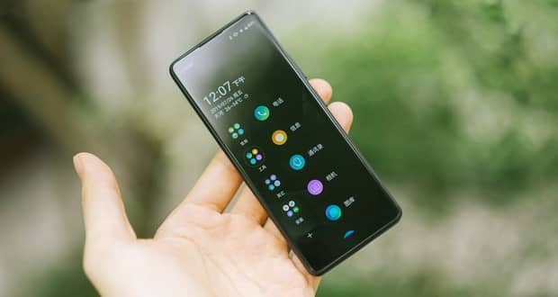 Why Doesn't Xiaomi Make A Small And Compact Phone?