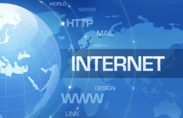 The difference between internal and external internet