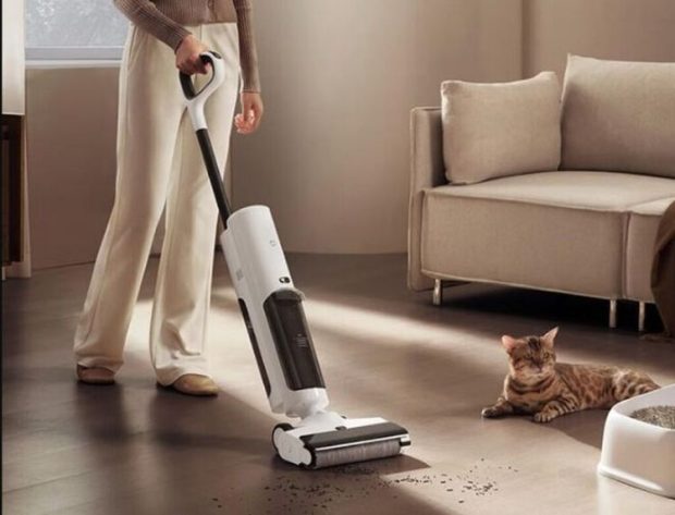 Electric Mijia Floor Scrubber 2 - the latest Xiaomi home appliances in 2023
