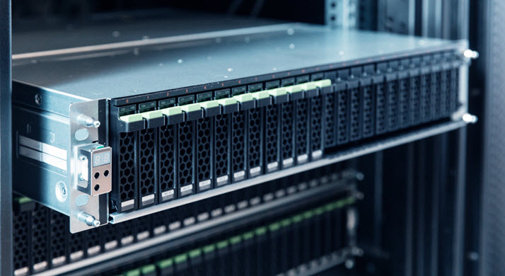 Hardware RAID, software RAID, or ZFS